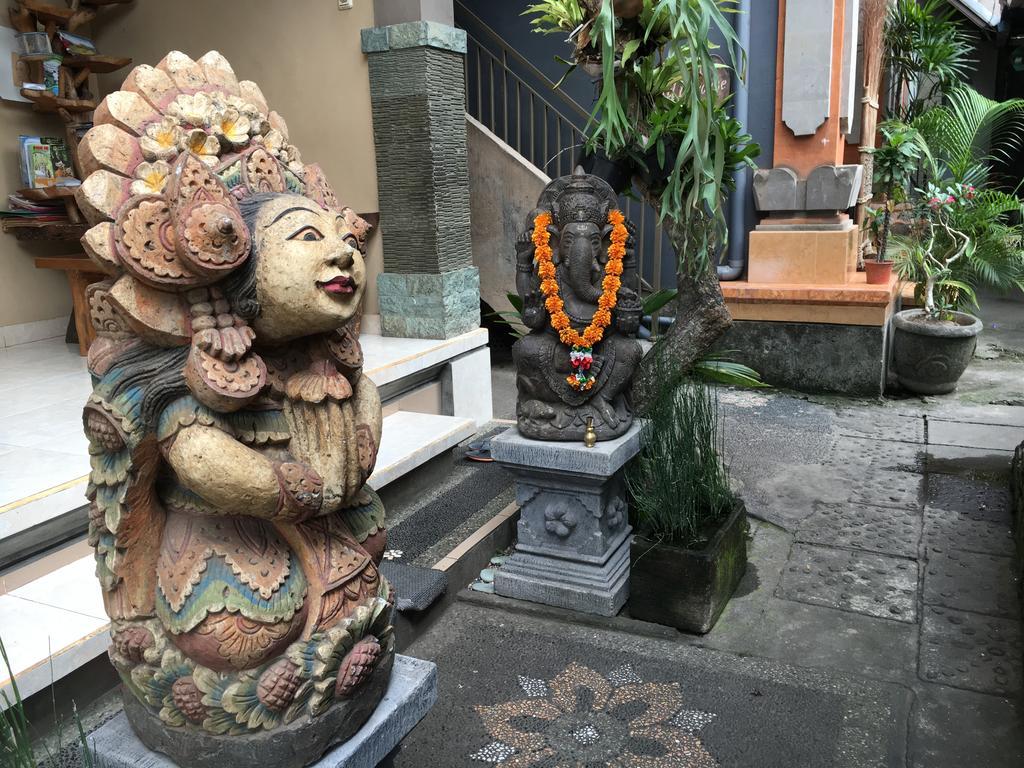 Homestay Bale Bali House *
