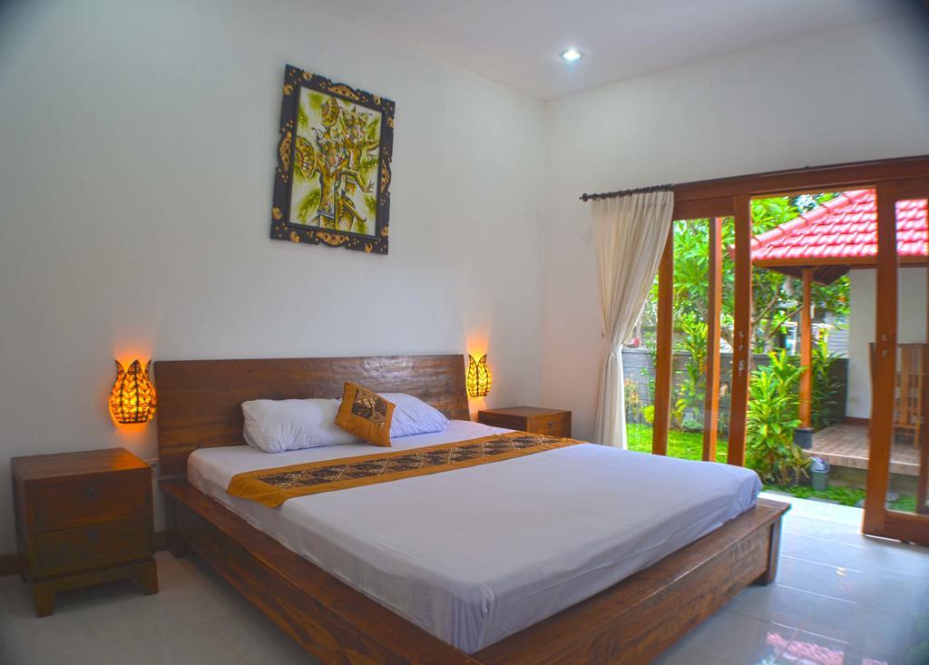 Rumah tetamu Sugi House 2*