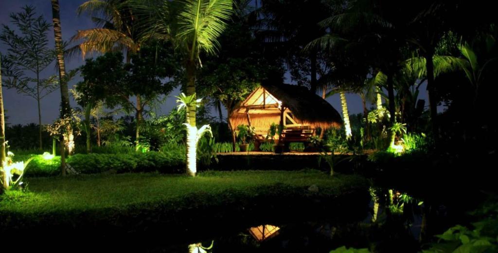 Omah Apik Hotel 4*