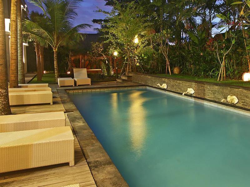 Hotel The Grand Sunti BALI