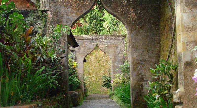 Resor Kupu Kupu Barong Villas&tree By L’occitane Ubud (Bali)