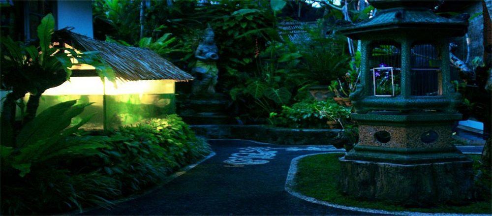 Wisma tamu Teba House