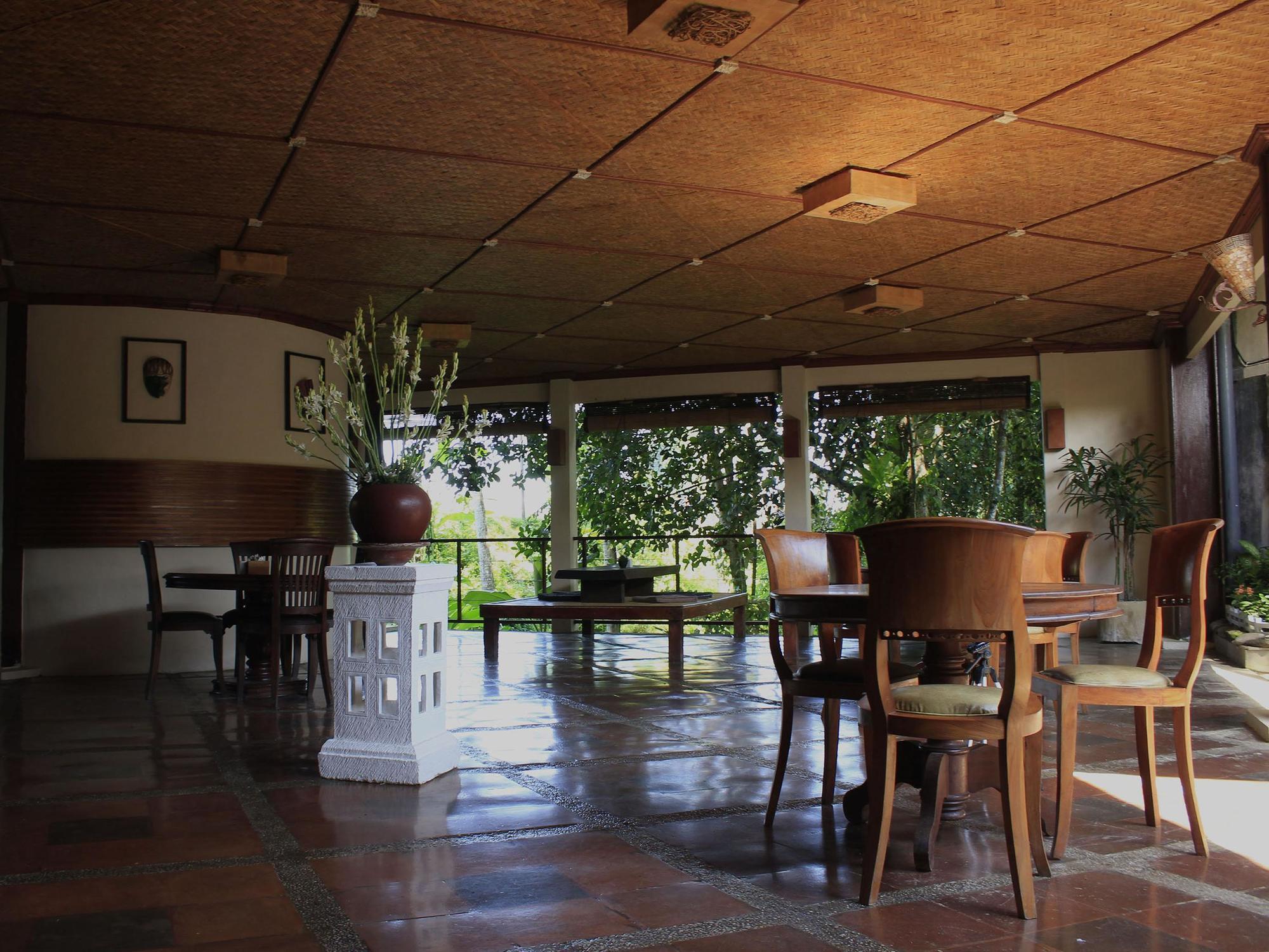 Junjungan Hotel&spa Wisma tamu