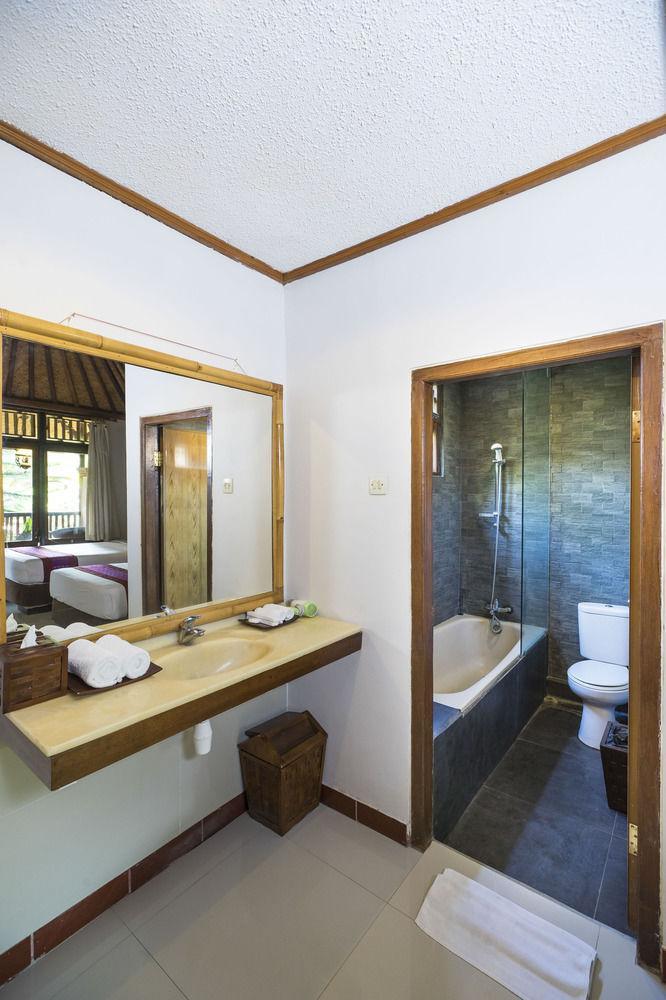 Adi Hotel