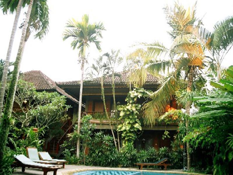 Hotel Adi 3*