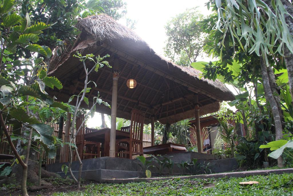 Ary House