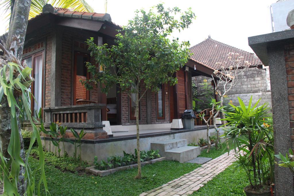 Guest house Ary House 2*