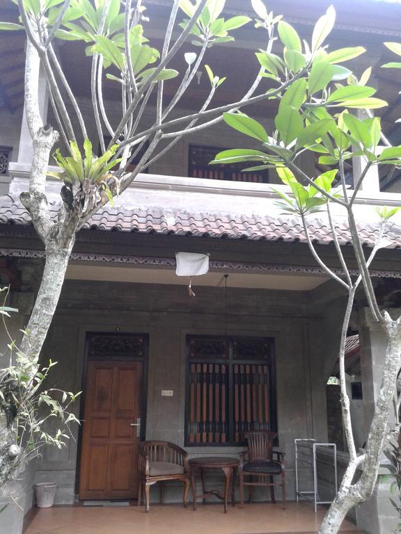 Dewi Ayu 3*