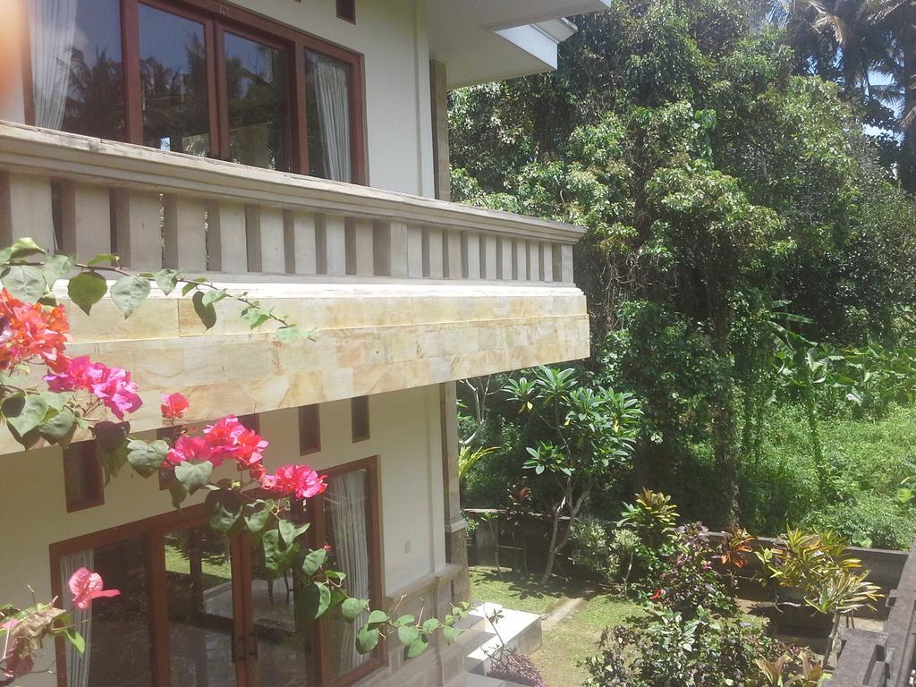 Rumah tetamu Dewi Ayu 3*