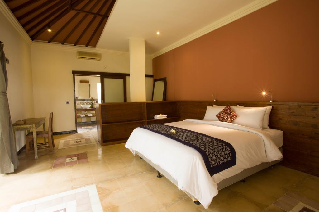 Omah Apik Hotel 4*