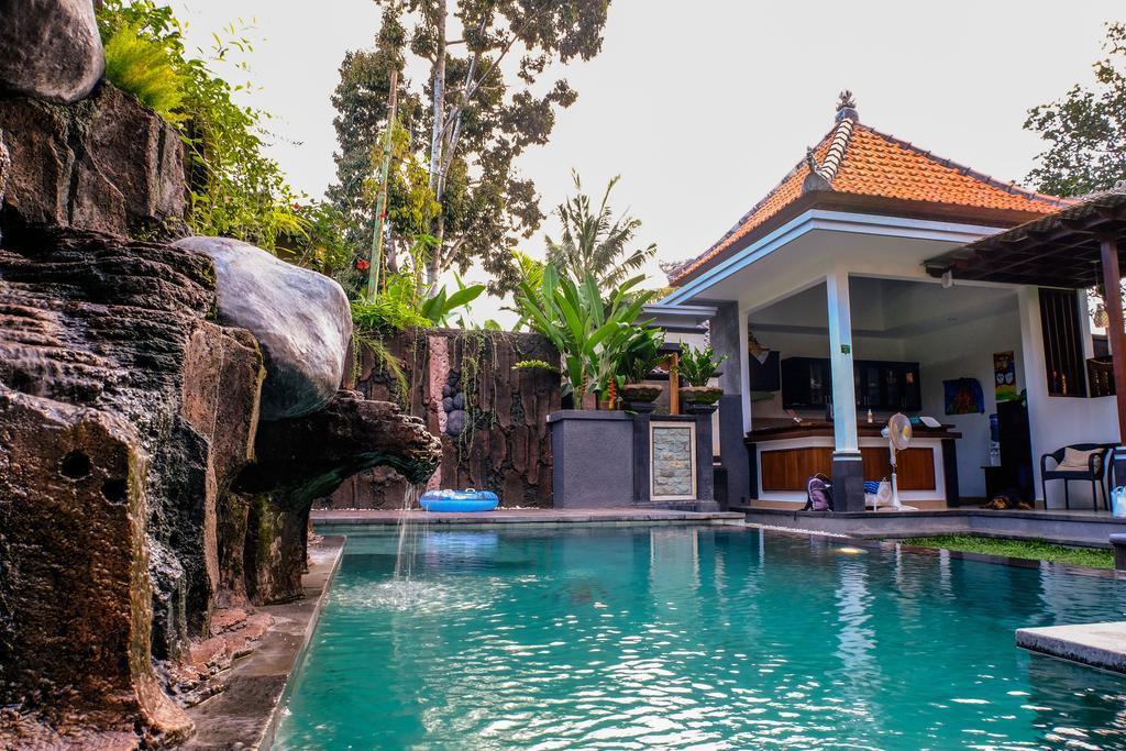 Bumbung Sari Villa