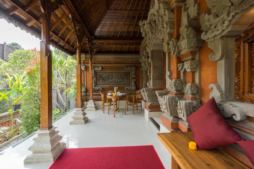 Guest house Asik Bali House 2*