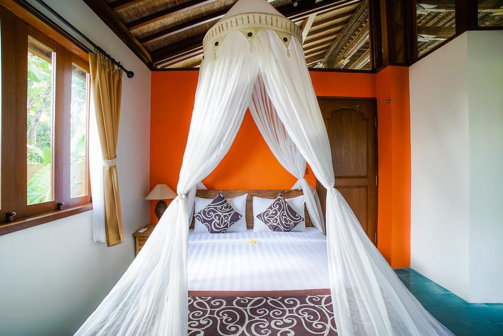 Sandana Ubud Villa *