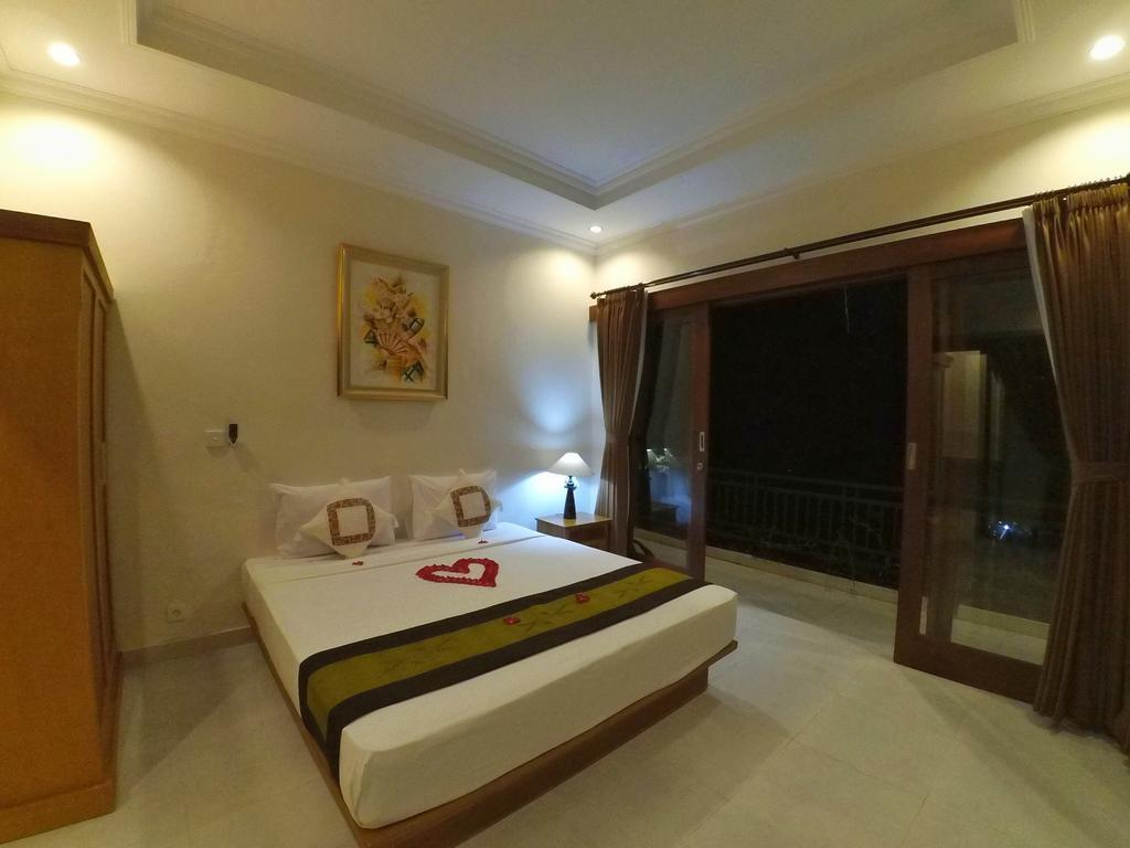 Kubu Taman Homestay *