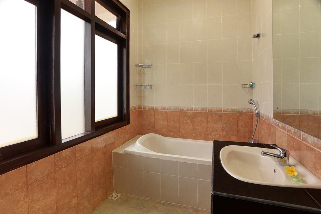 Danaya'S Cottage And Studio 3*