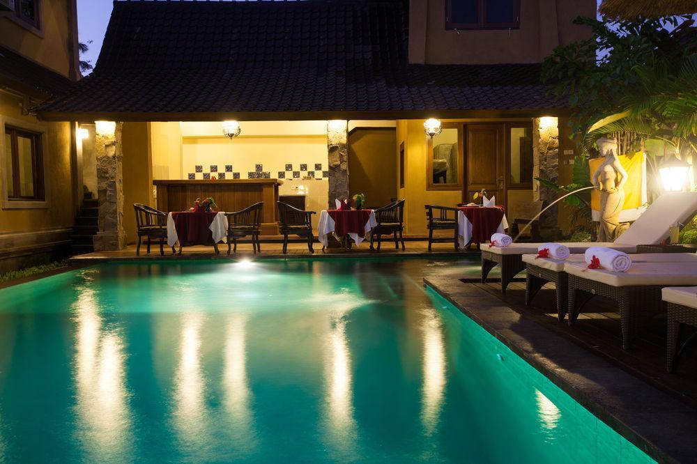 Villa Unique 3*