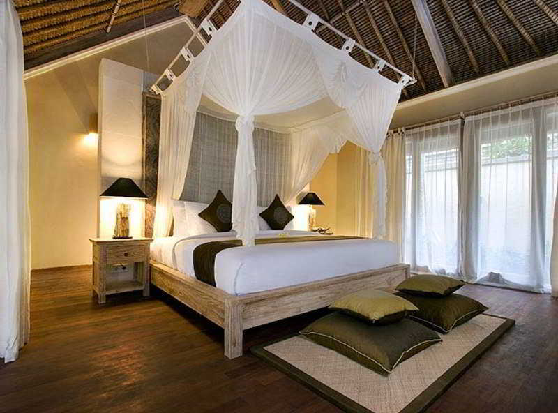 Puri Sunia Resort 4*