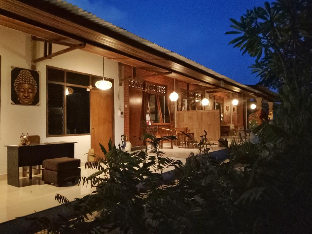Geriya House *