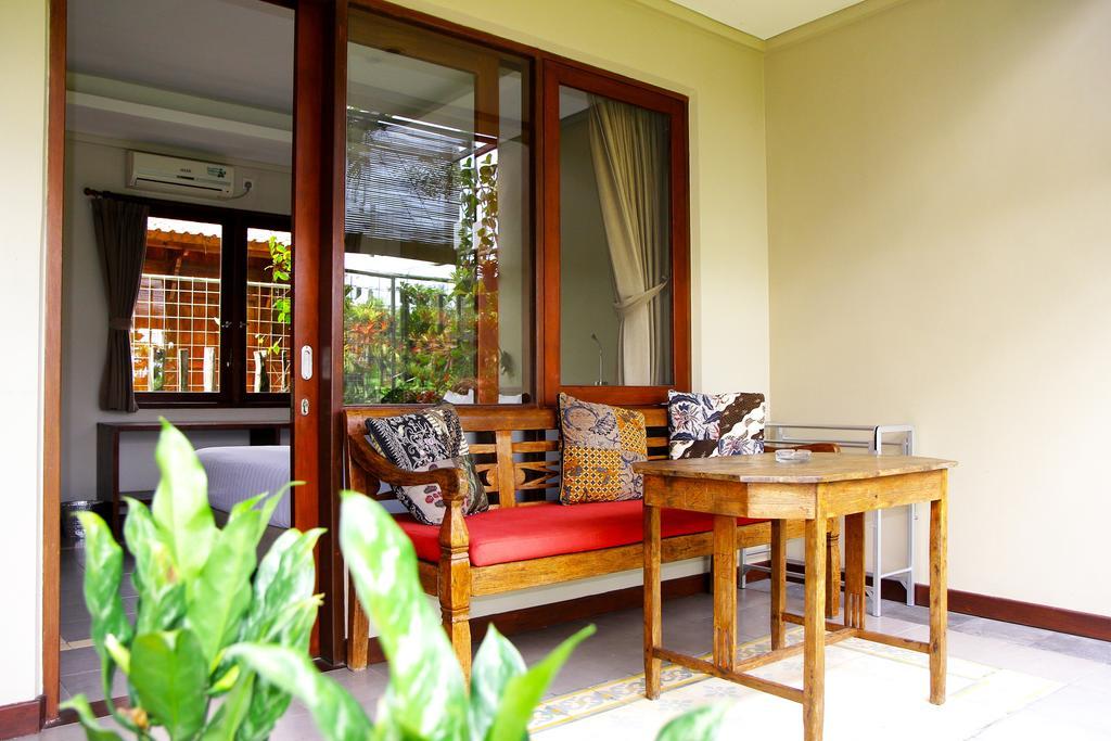 Rumah Taman 3*