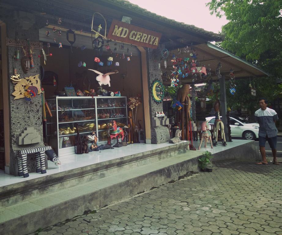 Geriya House *