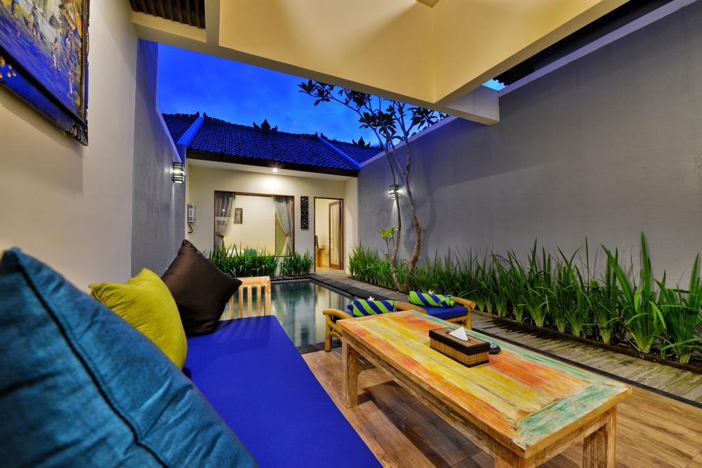 Yoga Private Pool