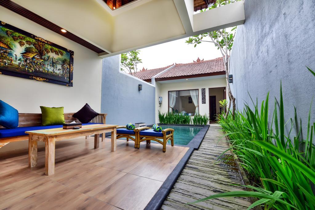 Yoga Private Pool