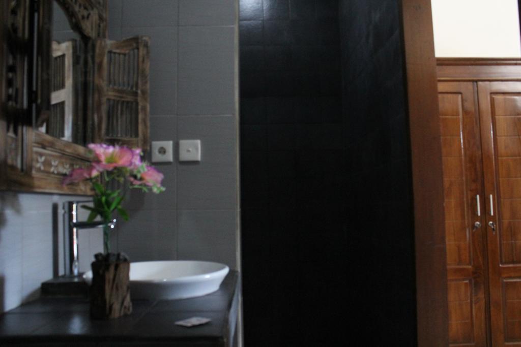 Sadia Guest house *