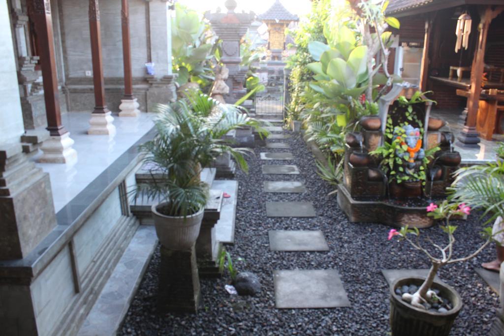 Sadia Guest house *