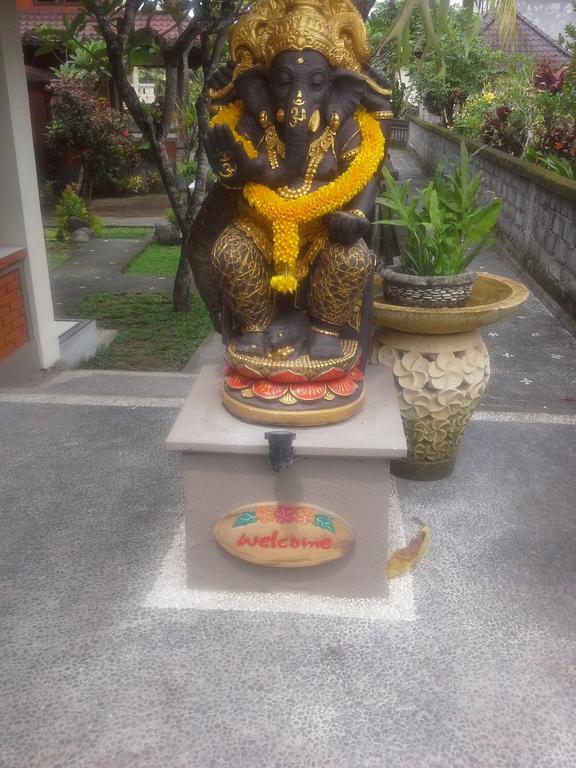 Rumah tetamu Dewi Ayu 3*
