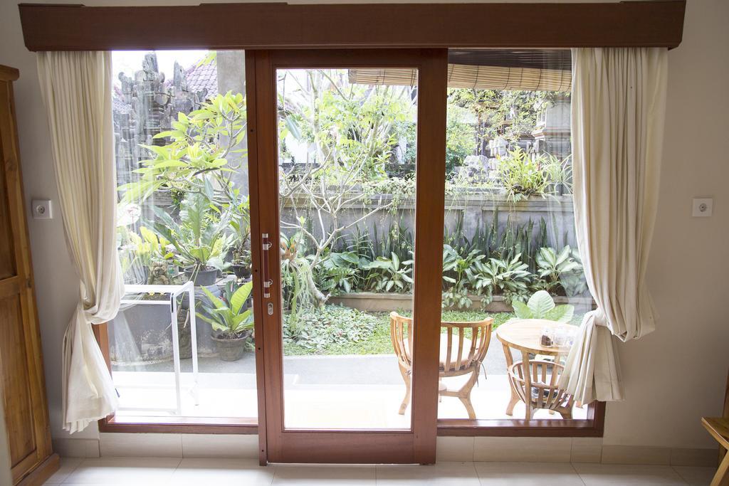 Cik's Guest house *