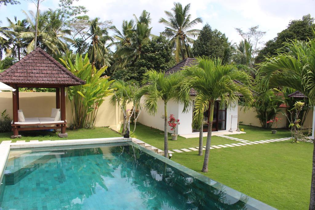 Uma Kama Villa *