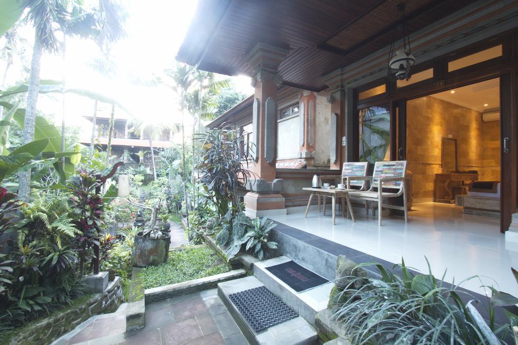 Terrace 3*