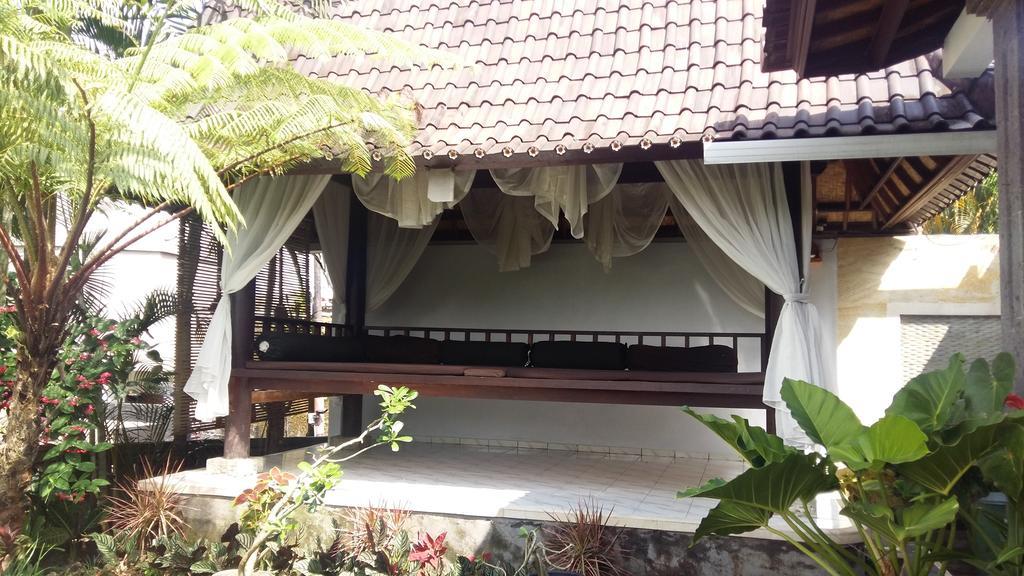 Anastasia Villa *