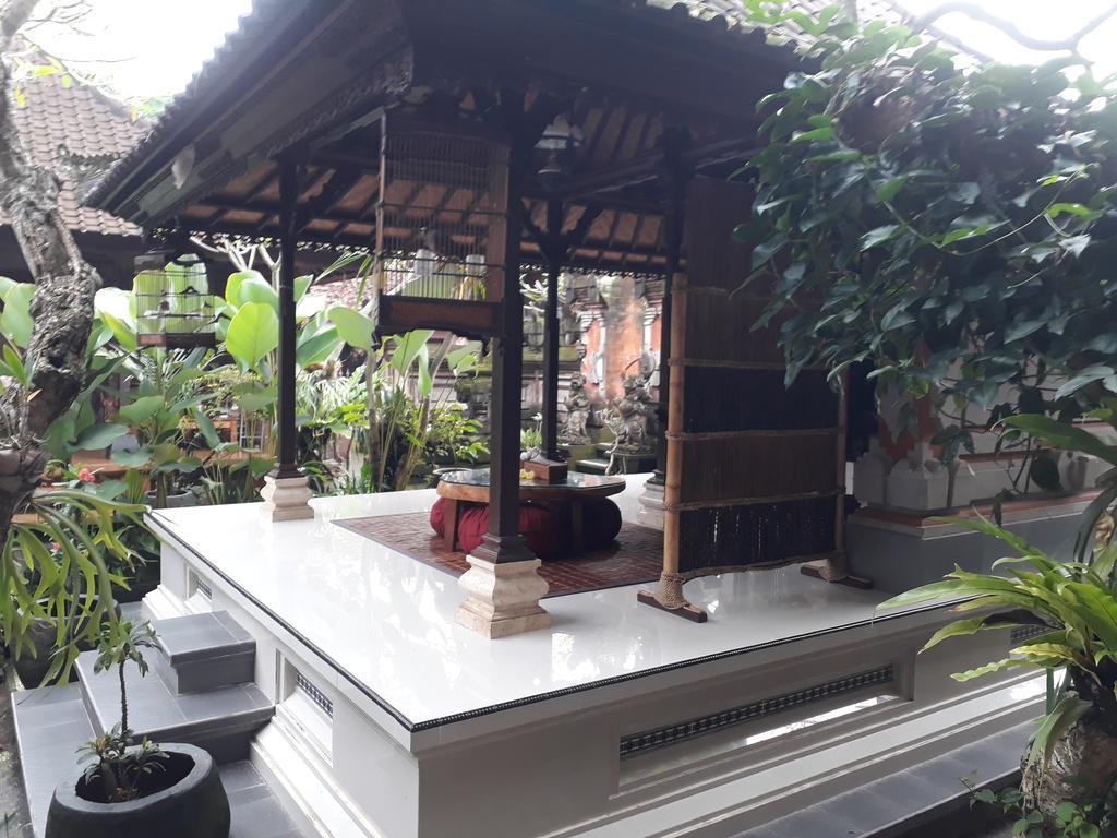 Rumah tetamu Adi House Ubud (Bali)