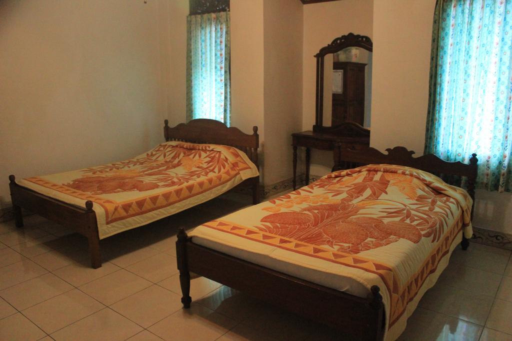 Sunarta House