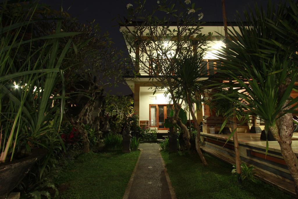 Suryadina Guest house