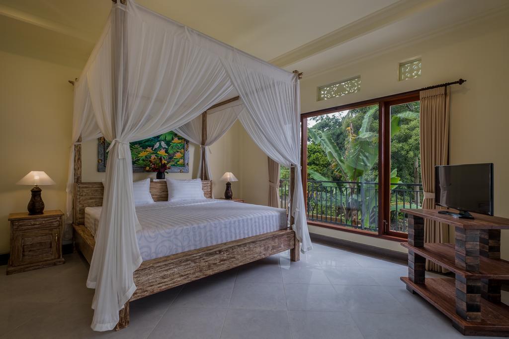 Villa Puri Astina *