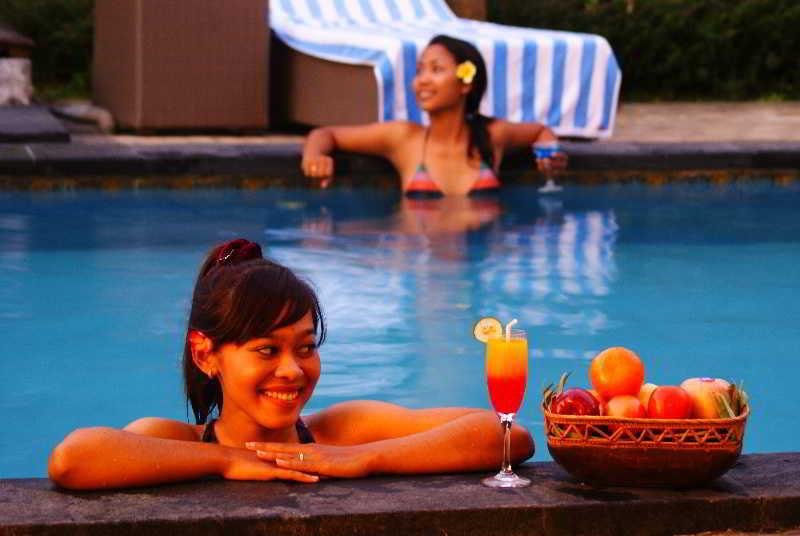 Hotel The Grand Sunti BALI