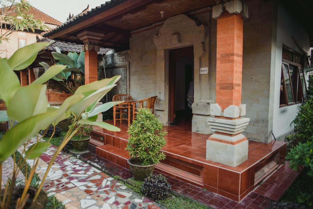 Wayan * Ubud