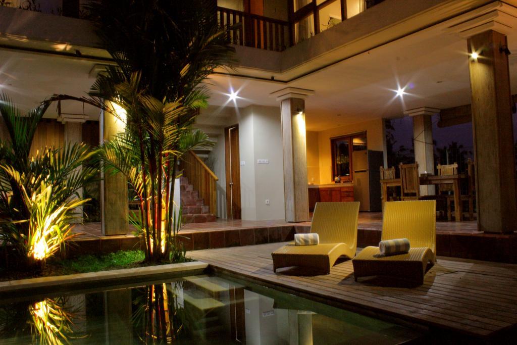 Warisan Villa