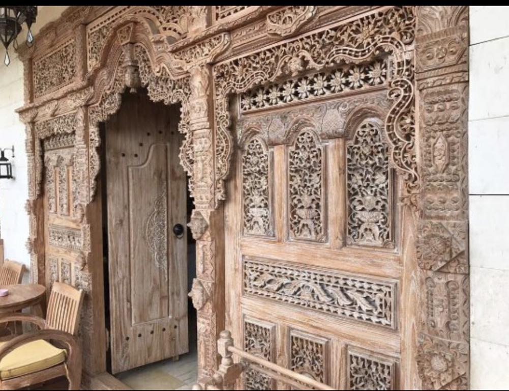 Kailash Bali *