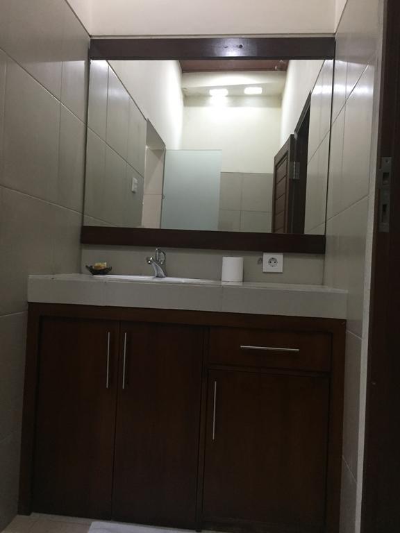Kiyan Teges Guest house *