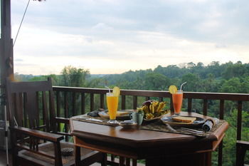 Gayatri Bed & Breakfast 3*
