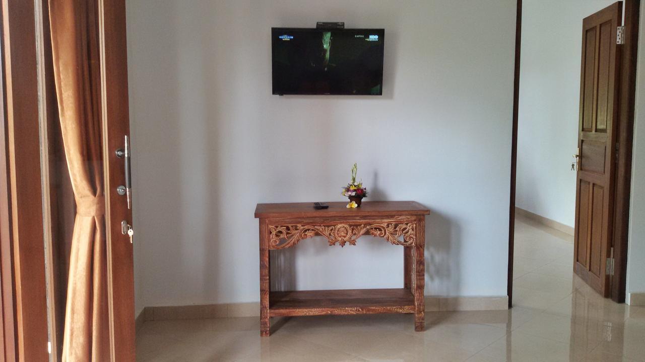Homestay Kencana House *