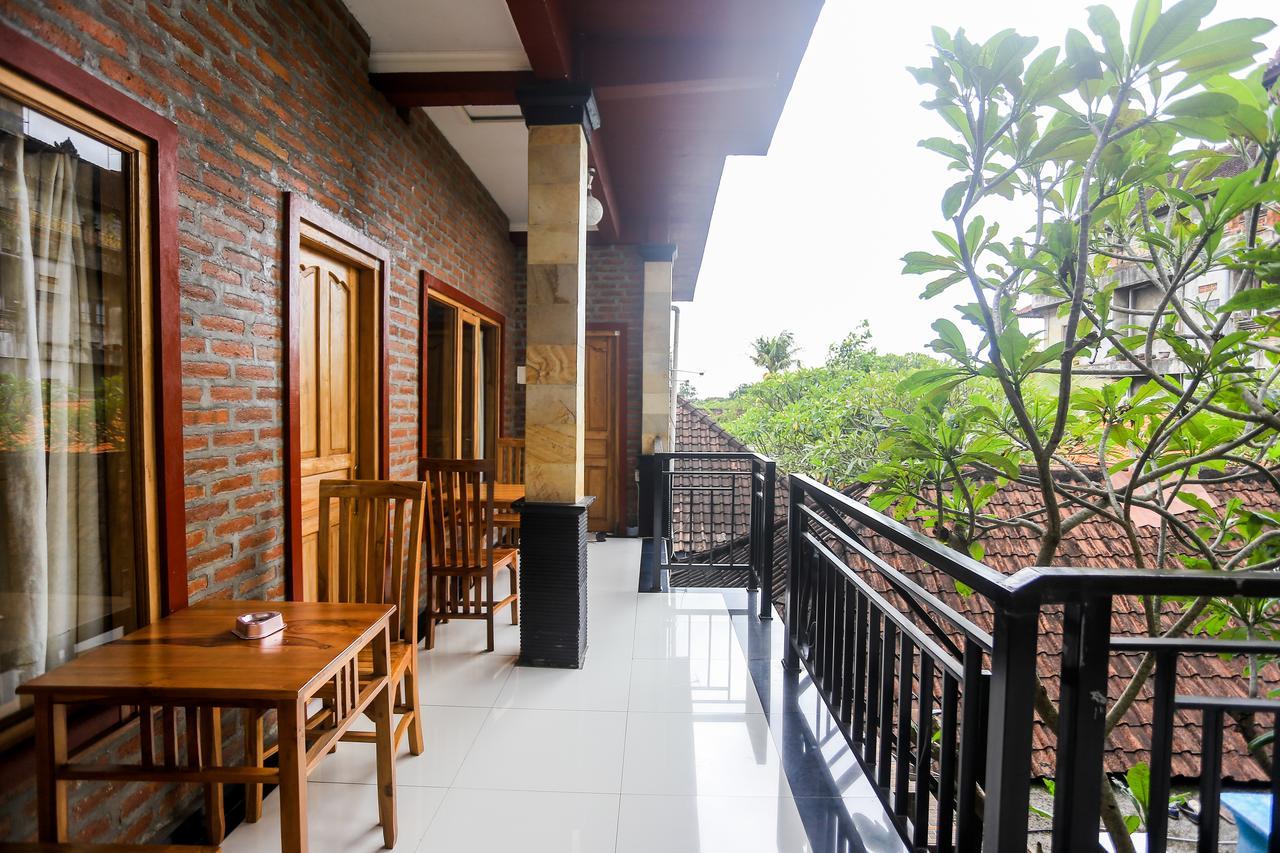 Soca House Guest house *