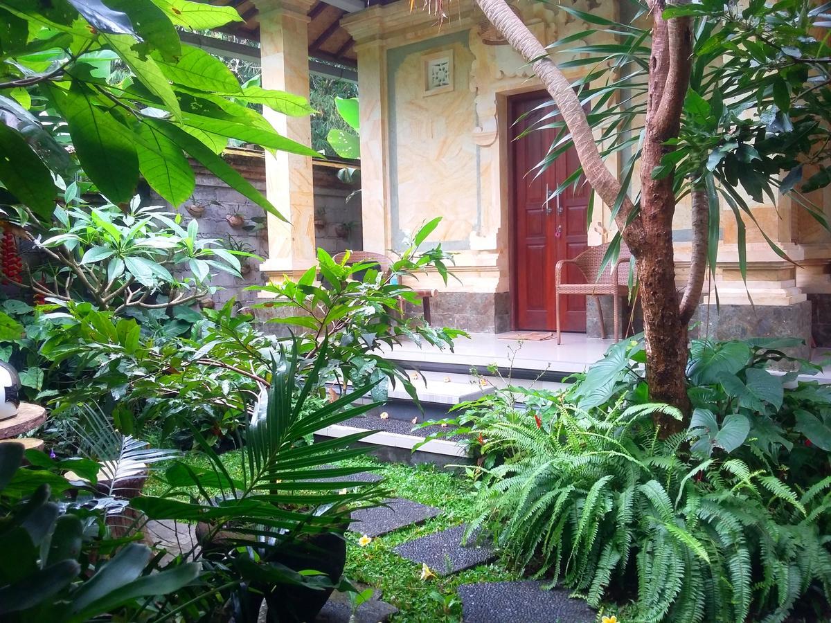 Yudi House Homestay *