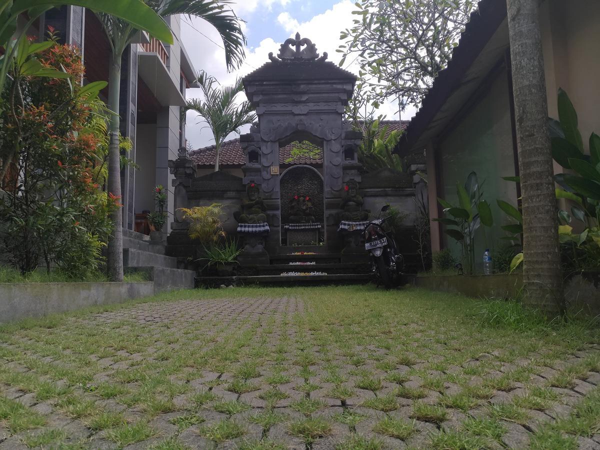 Mekenyem House Guest house