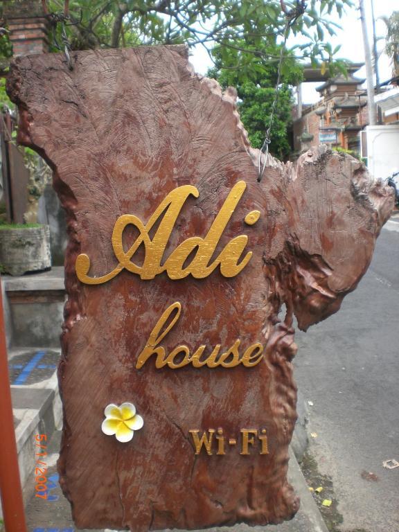 Rumah tetamu Adi House Ubud (Bali)