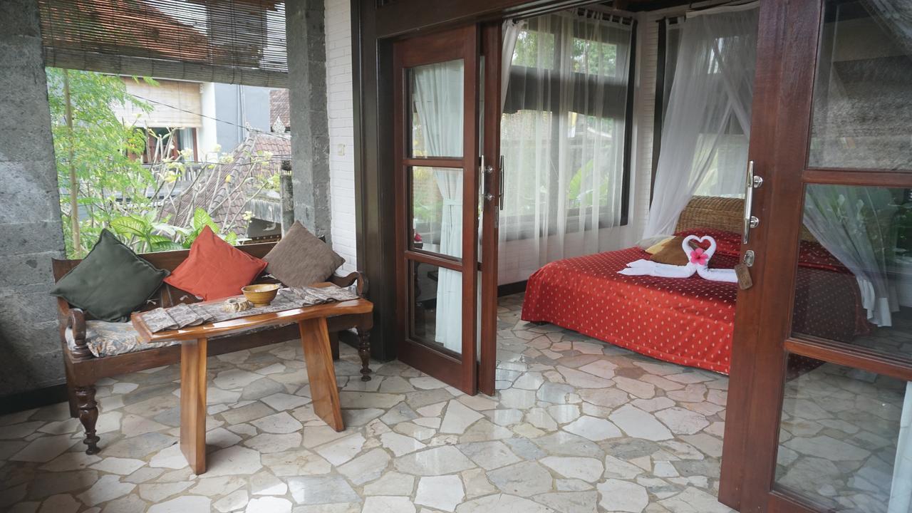 Guest house Puri Cantik 2*