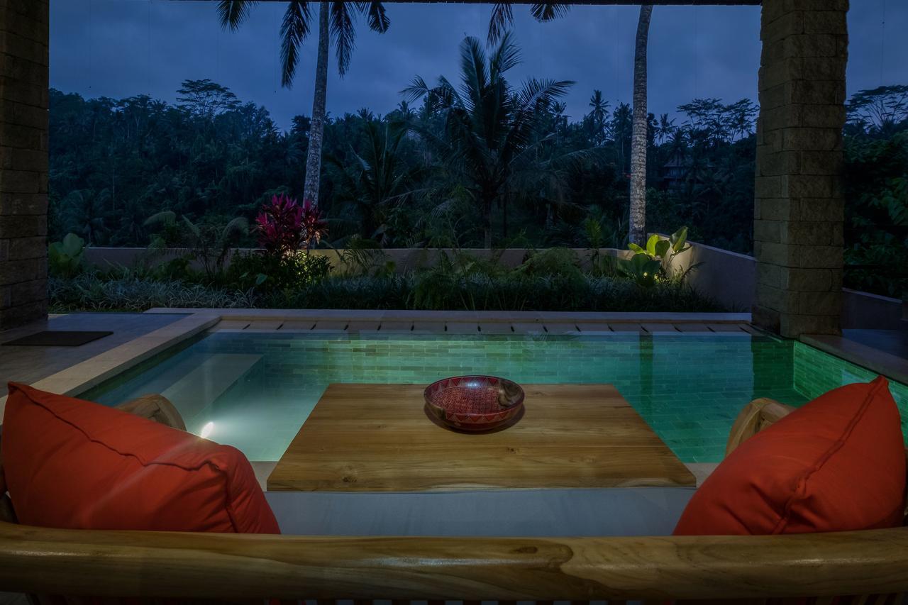 Villa Bawah *